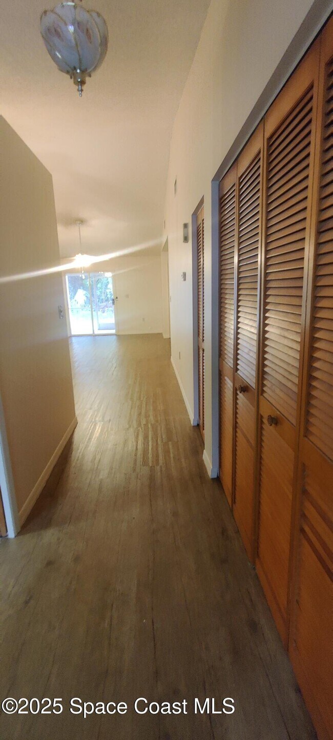 Foto del edificio - 2823 Coleman Ct