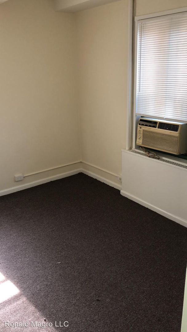 Foto del edificio - 2 br, 1 bath House - 9 Metropolitan Oval  5C