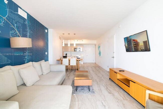 Foto del edificio - 2602 E Hallandale Beach Blvd