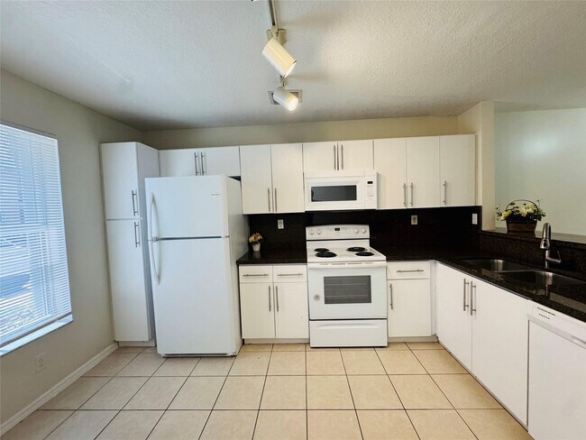 Building Photo - 3142 SW 129th Way