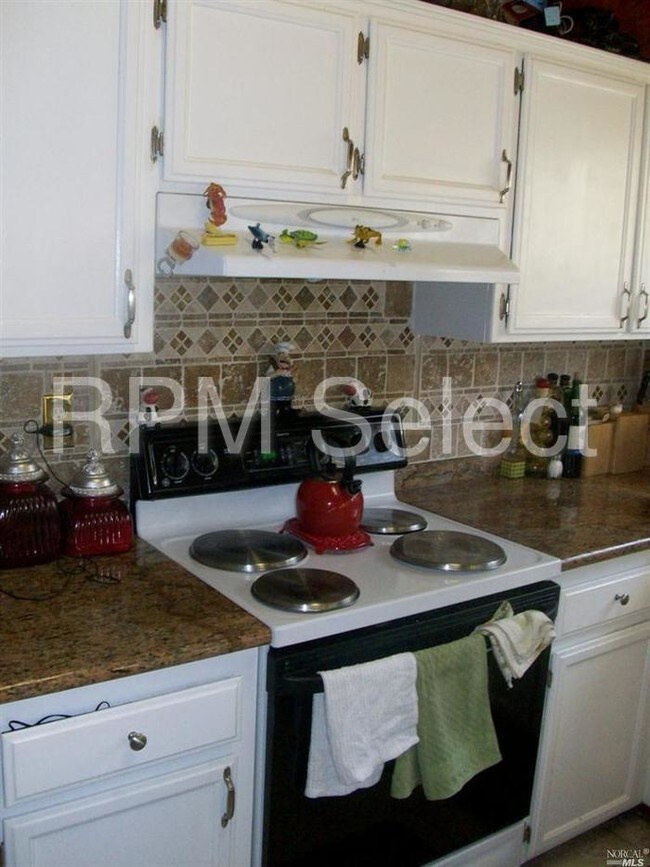 Foto del edificio - 102 Fairview Dr