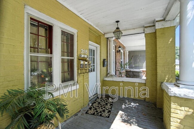 Building Photo - 318 Dinwiddie St