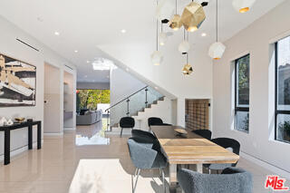 Building Photo - 6347 Maryland Dr