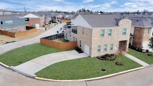 Foto del edificio - 3316 Harmony View Ln