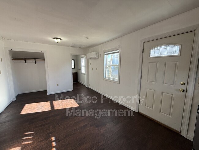 Foto del edificio - 201 N Irving Ave