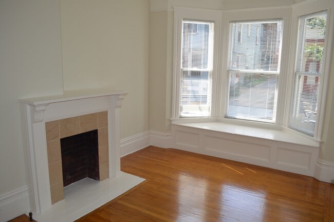 Building Photo - 39A Pearl Street-