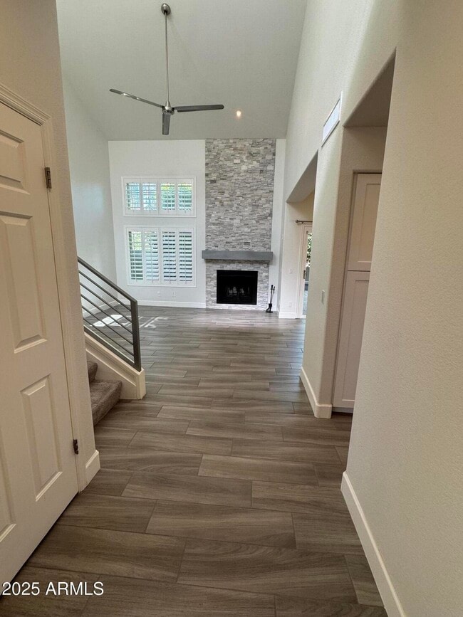 Foto del edificio - 7960 E Pepper Tree Ln