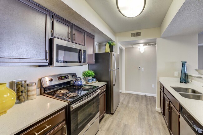 Foto del edificio - Ascent at Silverado Apartment Homes