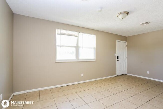 Foto del edificio - 1305 COBURG RD, COLUMBUS, OH 43227