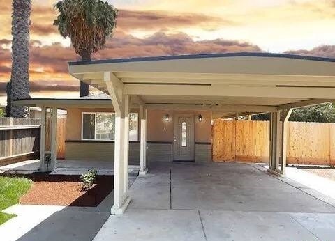 Foto principal - 148 N West St