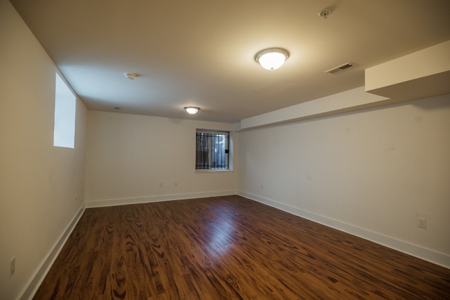 Photo - 441 N 32nd St Apartment