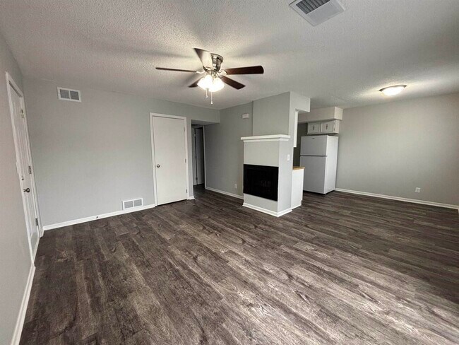 Foto del edificio - 2501 E 50th St