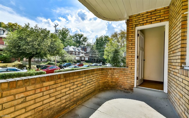 Foto del edificio - 5837 Darlington Rd