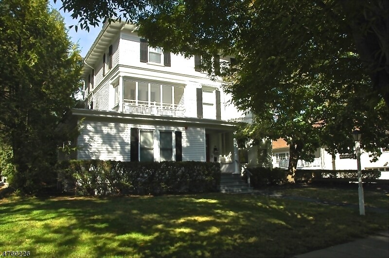 Primary Photo - 26 Franklin Pl