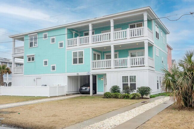 Foto del edificio - 1211 Fort Fisher Blvd N