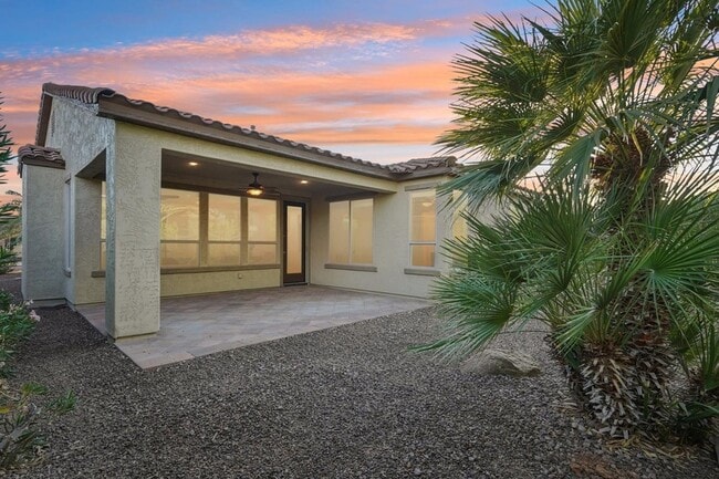 Foto del edificio - 12600 W Rosewood Ln