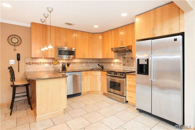 Building Photo - 310 Everard St