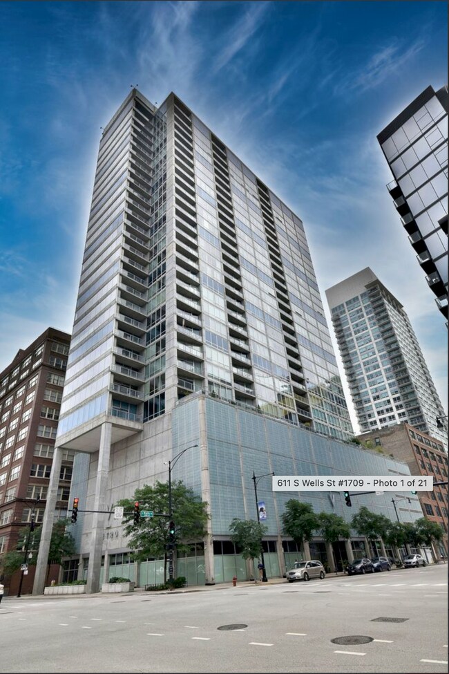 Foto del edificio - 611 S Wells St