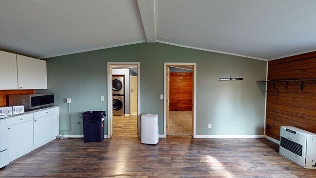 Foto del edificio - Cozy 1 Bedroom Log Home in North Pole! Ava...