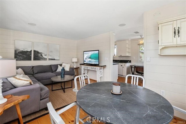 Primary Photo - 265 Monterey Dr
