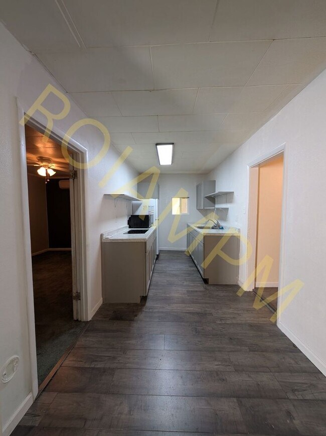 Foto del edificio - 912/922 Elm Street