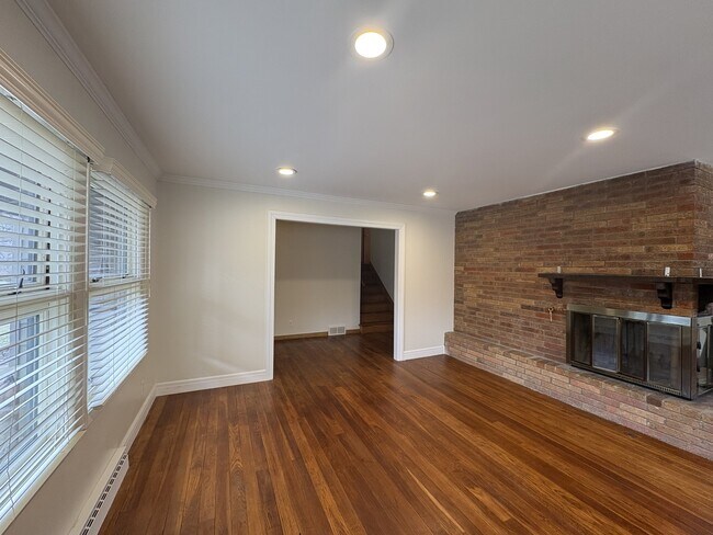 Foto del edificio - 5902 W 77th Terrace