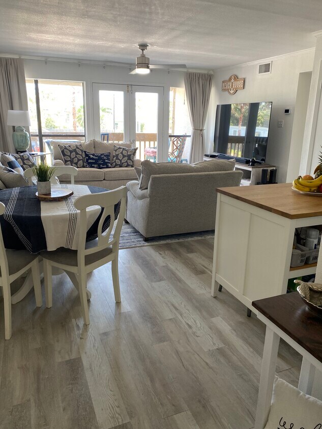 3113 Laguna Blvd Unit 112, South Padre Island, TX 78597 Condo for