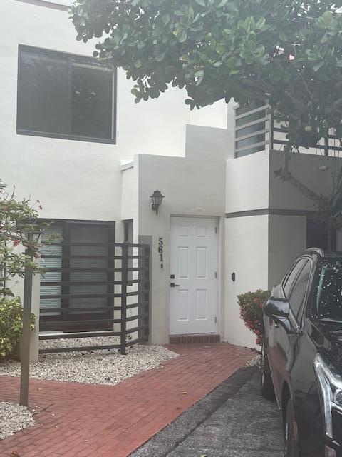 Primary Photo - 541 N Ocean Blvd