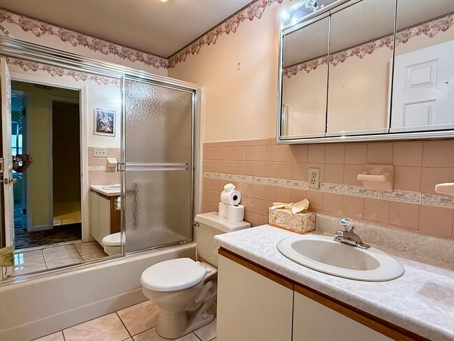 Foto del edificio - 14 Fallon Ct