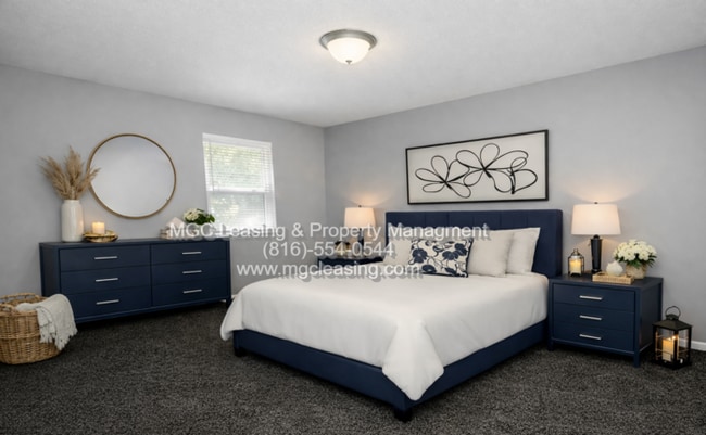Building Photo - Spacious Duplex in Raytown, take a tour today!