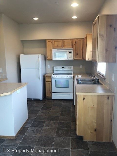 Foto principal - 2209 E Whispering Willow Ln