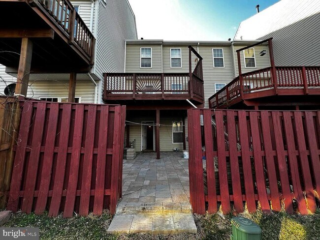 Foto del edificio - 4009 Timber Oak Trl