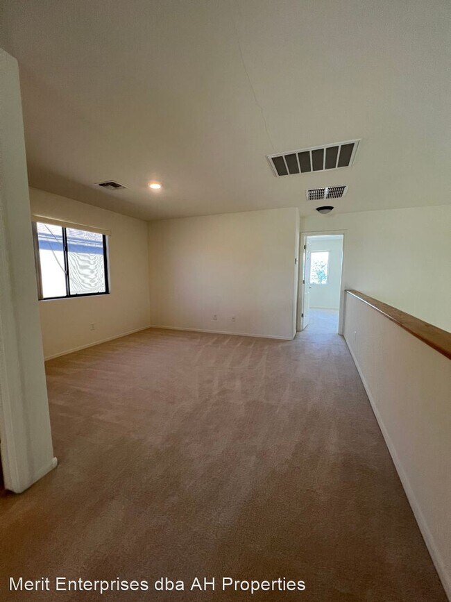 Foto del edificio - 3 br, 2.5 bath House - 2538 W WOBURN LN