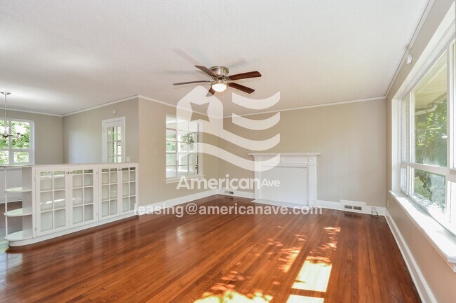 Foto del edificio - 1820 N Beltline Blvd