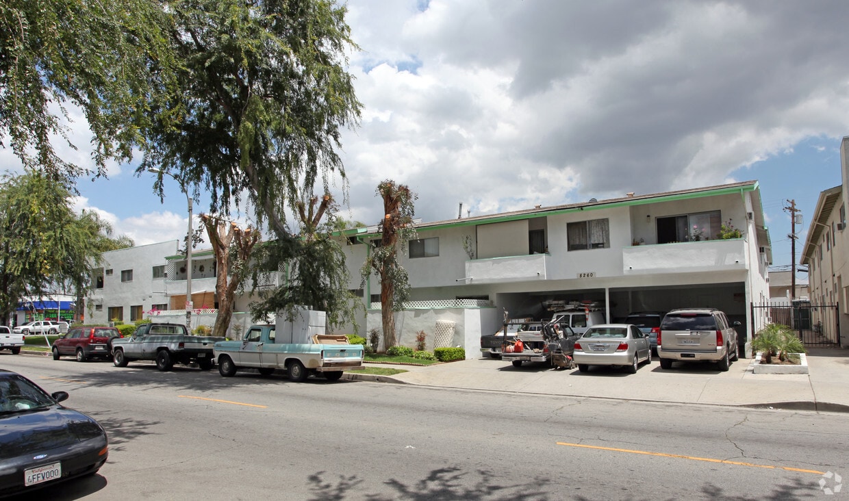 Primary Photo - Owensmouth Garden Apartments