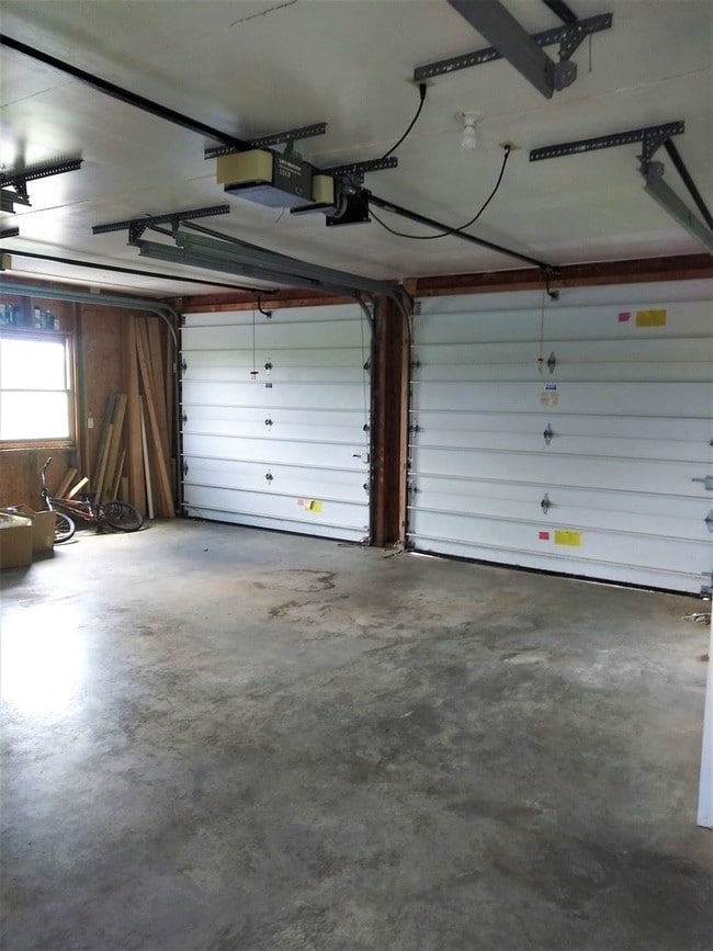 Building Photo - 4 br, 2.5 bath House - 2113 KILMER RD