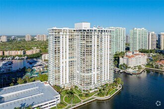 Building Photo - 19707 Turnberry Way