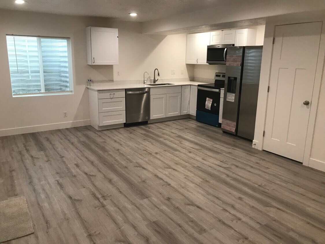 4590 E Golden Autumn Vw Unit Basement Apartment, Eagle Mountain, UT