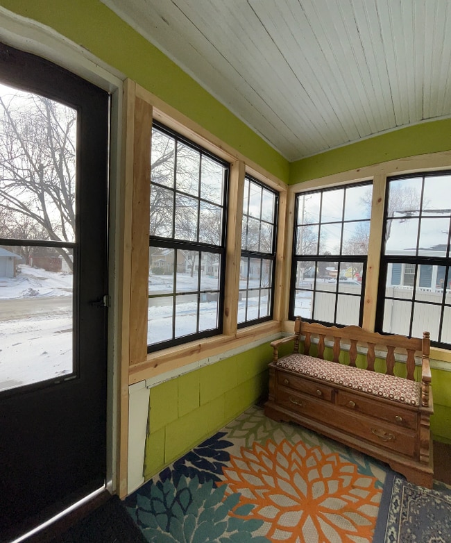 Building Photo - 1411 Portland Ave