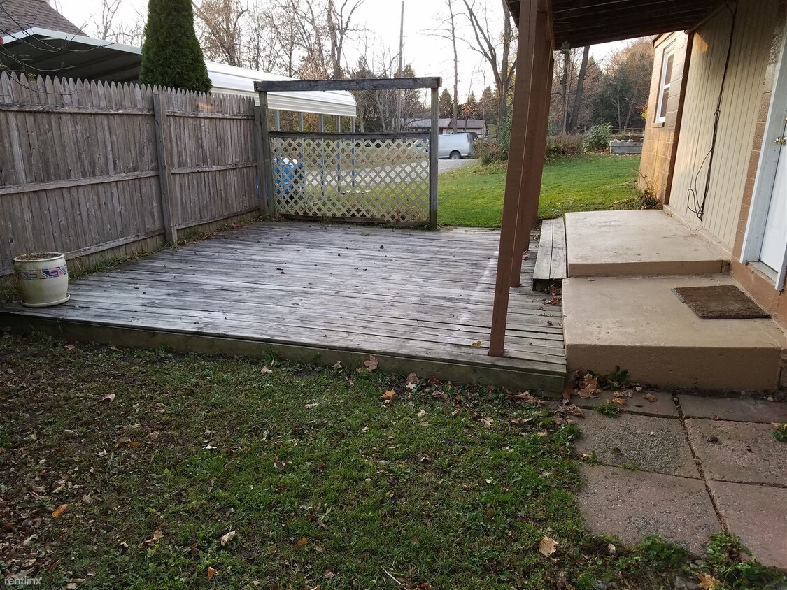 Foto principal - 12359 Dunham Rd