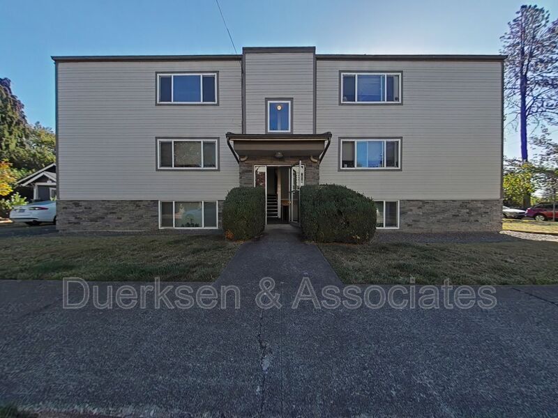 Primary Photo - 111 NW 11th