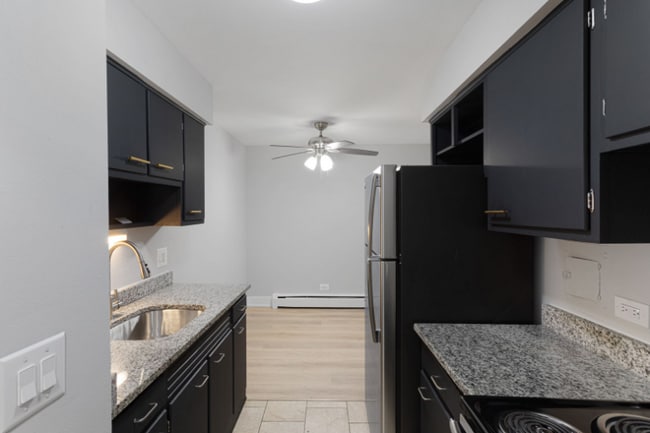 Foto del edificio - 6021 N Winthrop Ave