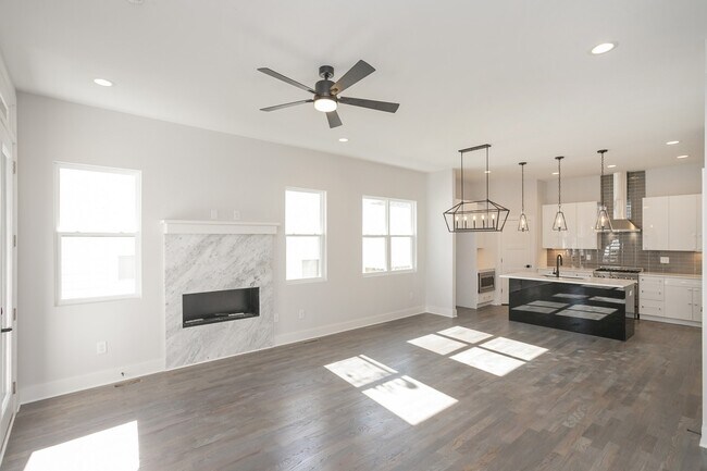 Living Room - 1525 Arthur Ave