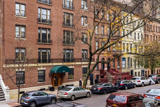 Building Photo - 136 W 75th St
