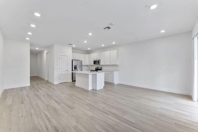 Foto del edificio - 247 Preserve Trl N