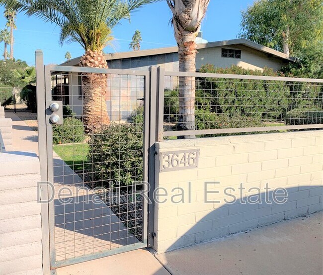 Foto del edificio - 3646 E Montecito Ave