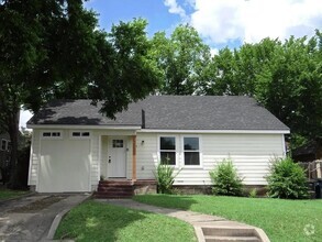 Building Photo - 905 E Morningside Dr