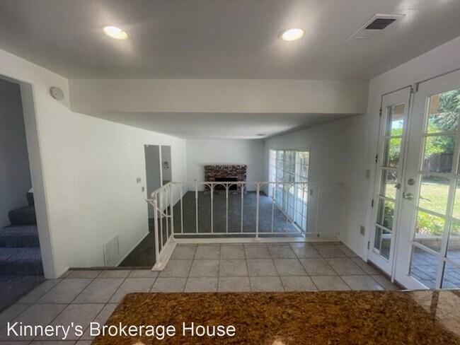 Foto del edificio - 4 br, 3 bath House - 414 Greenbriar Lane
