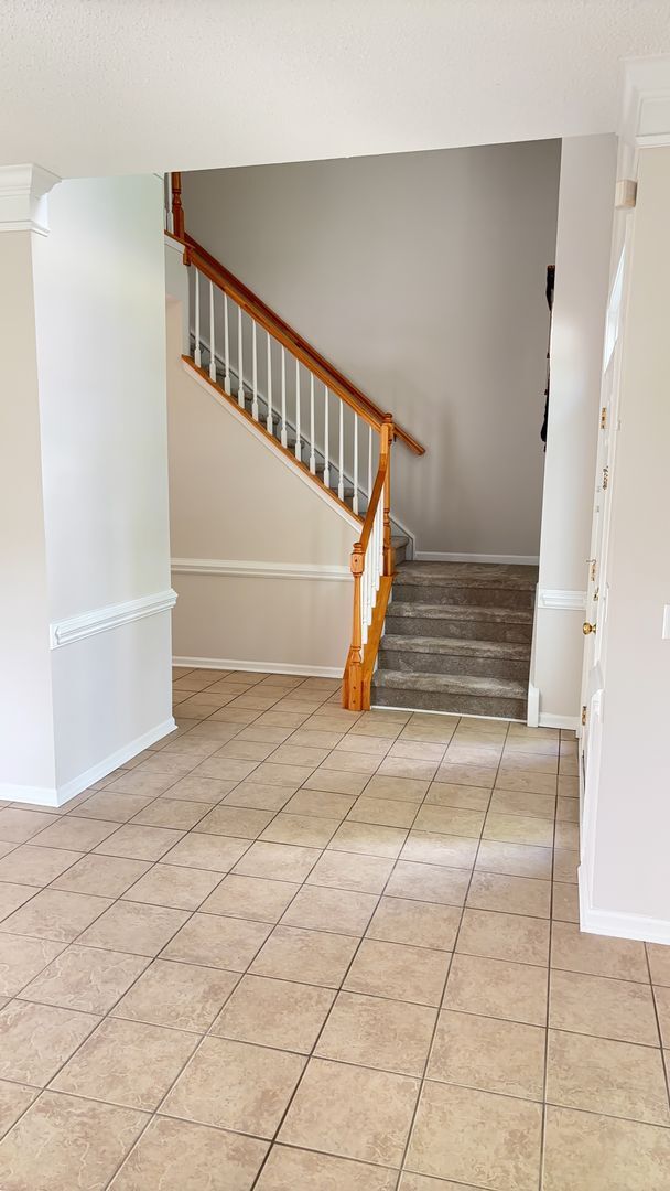 Foto del edificio - Beautiful Pristine, move-in ready home loc...
