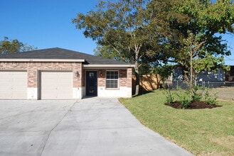 Building Photo - 1514 Dakota Trce